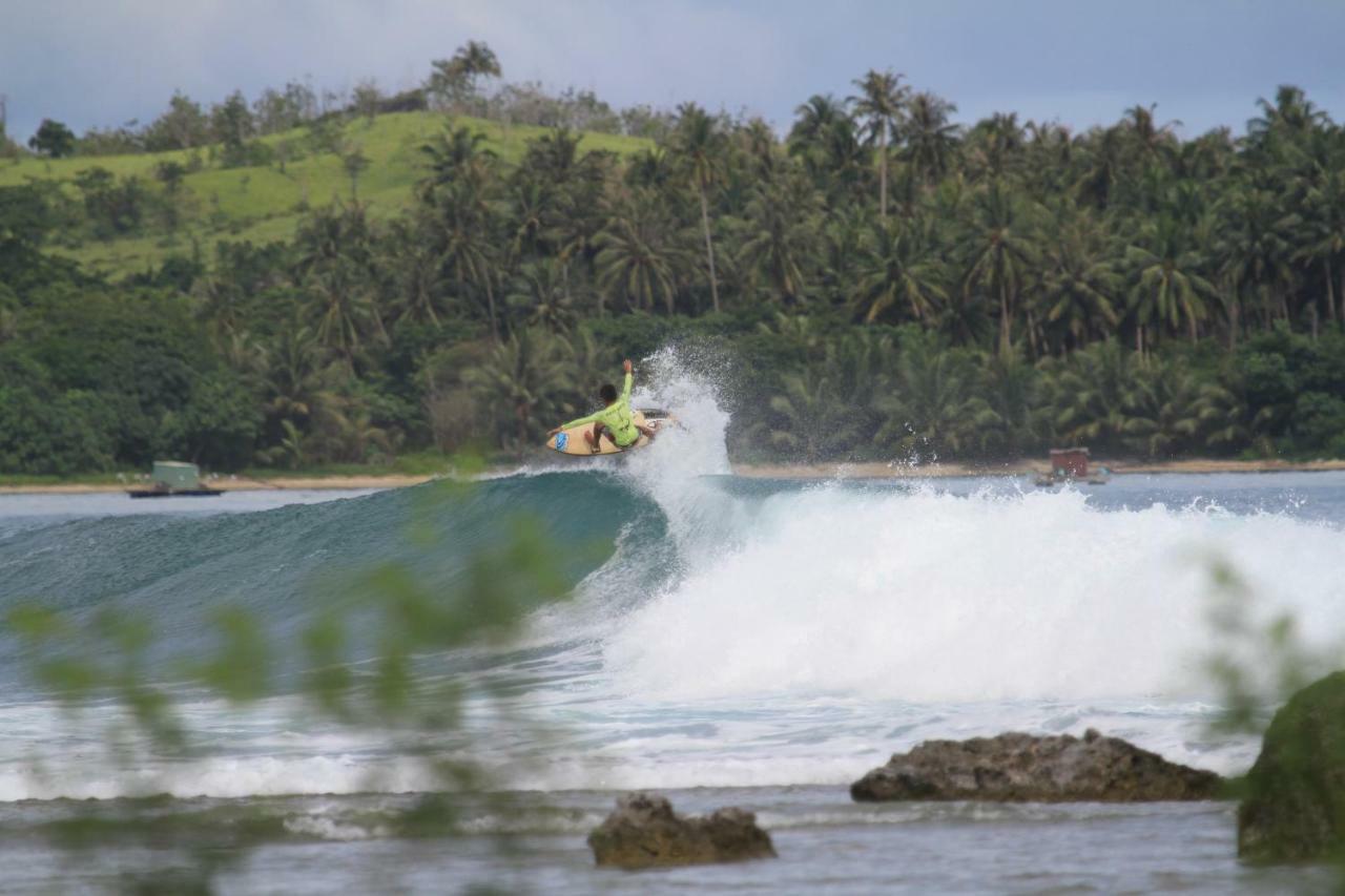 Oseda Nias Surf House Hotell Hilibotodane Eksteriør bilde