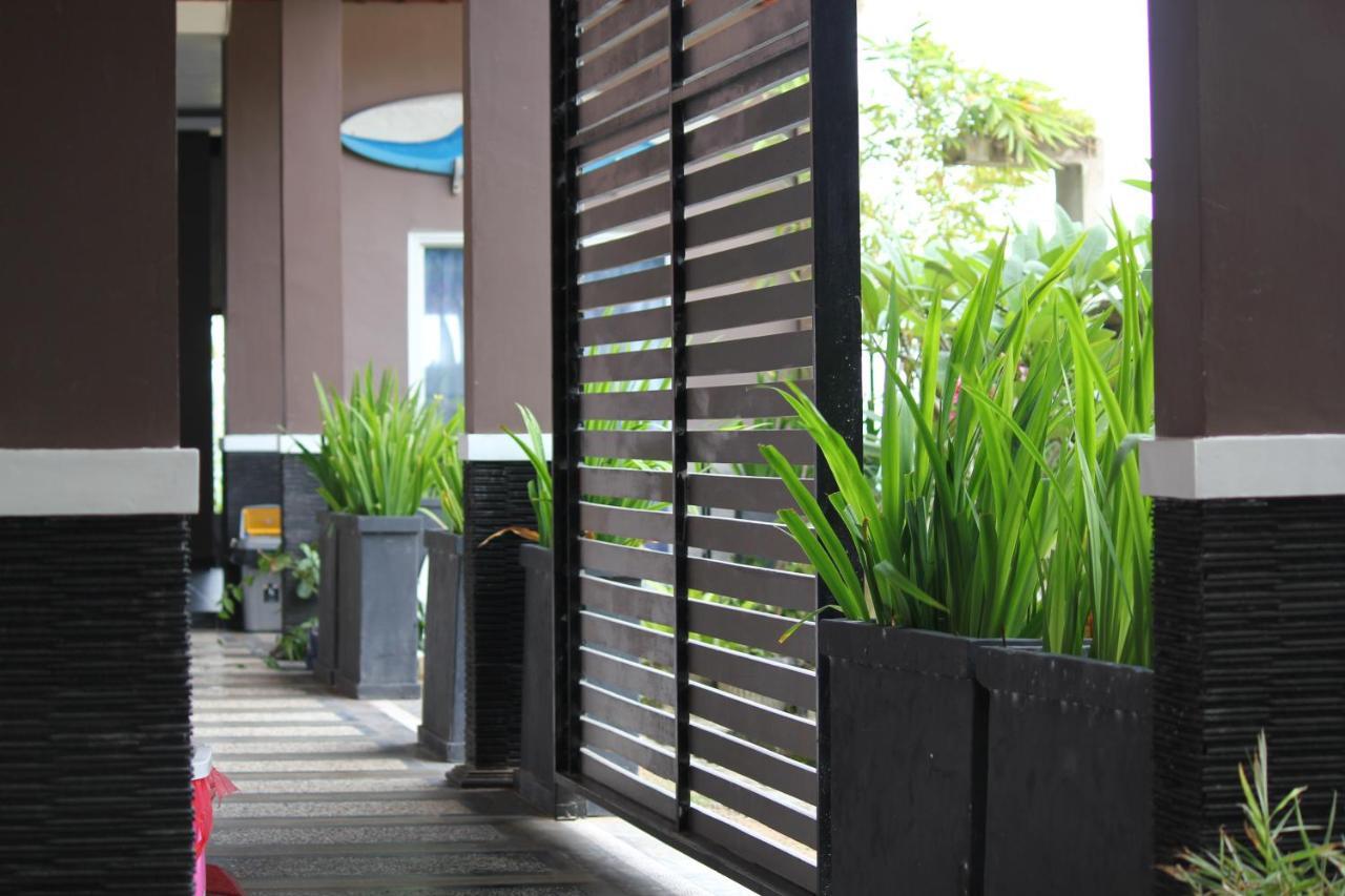 Oseda Nias Surf House Hotell Hilibotodane Eksteriør bilde